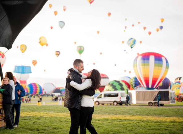 hot air ballon me romance karte couples